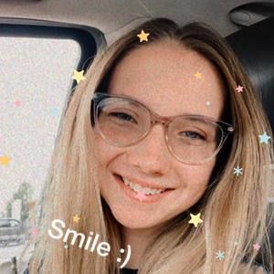 Meet your Posher, Ashleigh